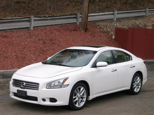 2009 Nissan Maxima S