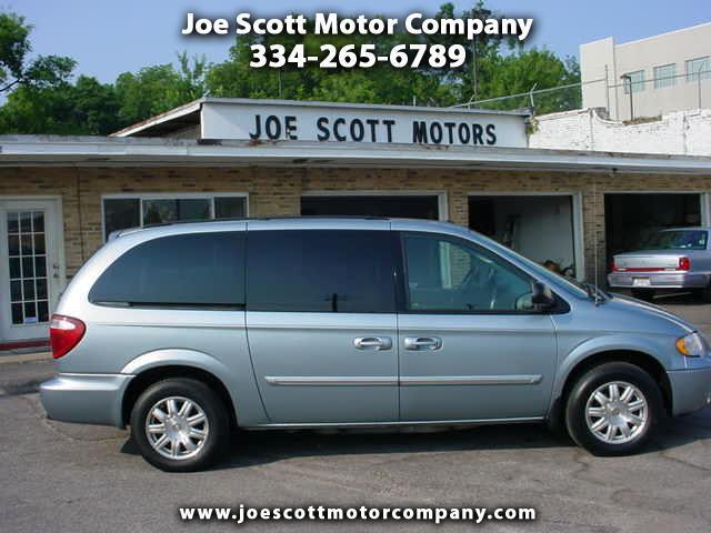 2006 Chrysler Town & Country Touring