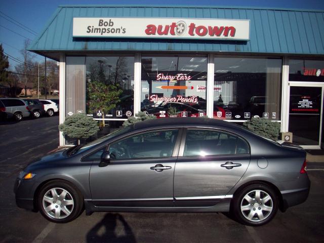 2010 Honda Civic LX Sedan 5-Speed AT