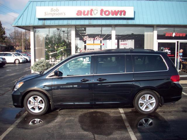 2008 Honda Odyssey Touring w/ Nav System and DVD