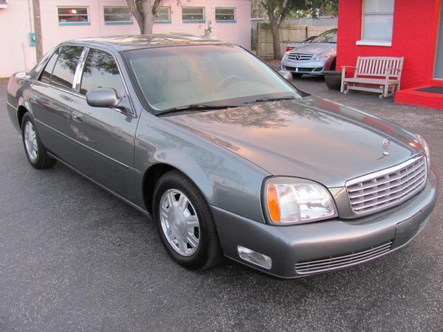 2004 Cadillac DeVille Sedan