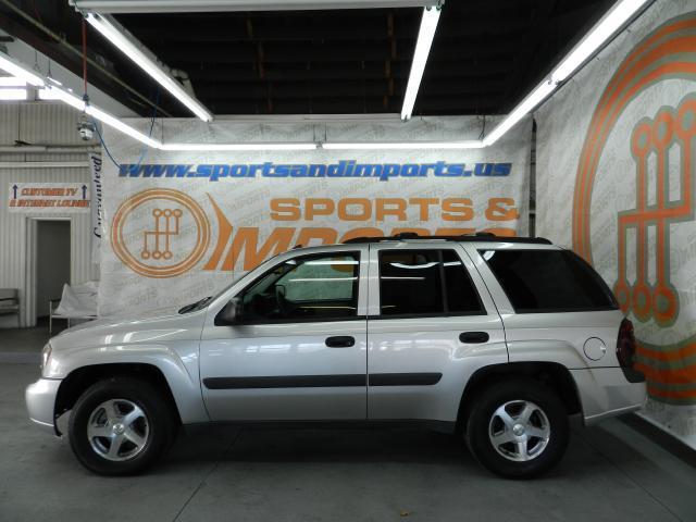 2005 Chevrolet TrailBlazer LS 4WD