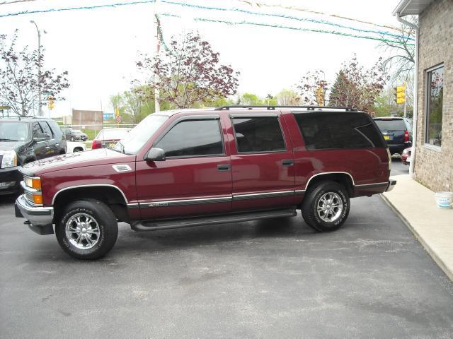 1999 Chevrolet Suburban K1500 4WD