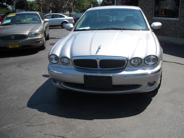 2003 Jaguar X-Type 2.5