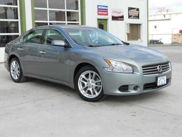 2009 Nissan Maxima S