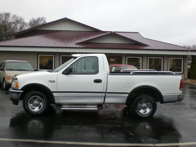 1998 Ford F-150 Reg. Cab Short Bed 2WD