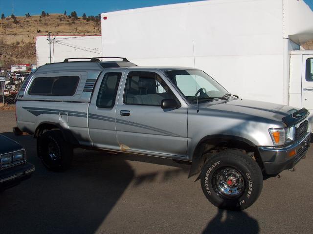 1990 Toyota Pickup DLX V6 Xtracab 4WD