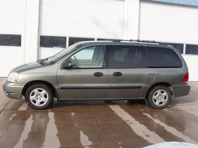 2006 Ford Freestar SE