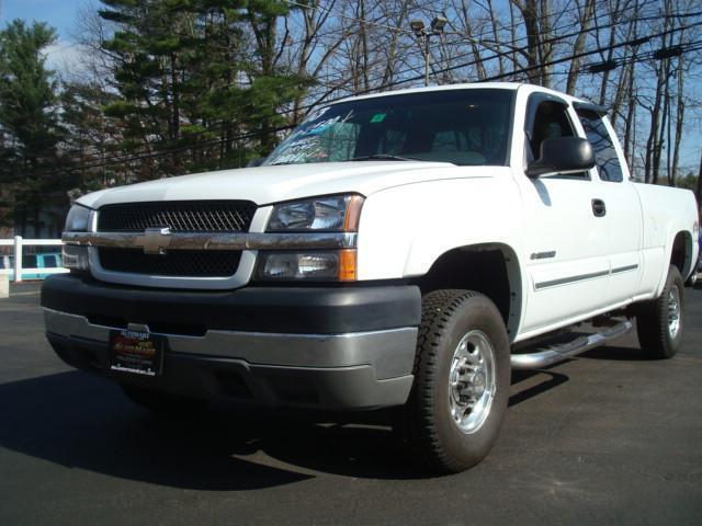 2003 Chevrolet Silverado 2500HD LT Ext. Cab  4WD