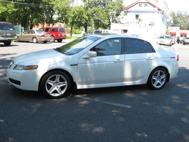 2005 Acura TL 3.2TL with Nav. System