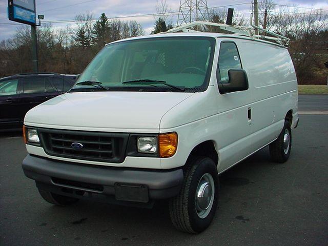 2006 Ford E-Series Van E-250