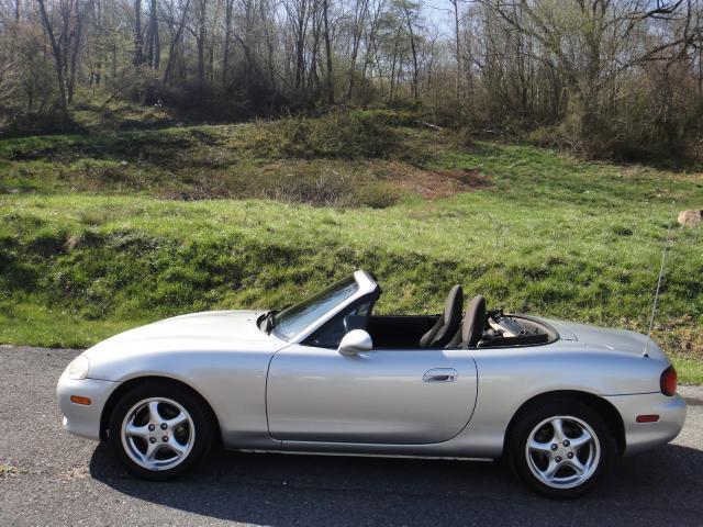 2001 Mazda MX-5 Miata LS