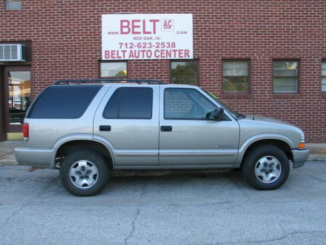 2004 Chevrolet Blazer 4-Door 4WD LS