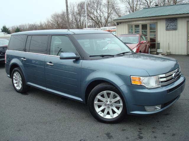 2010 Ford Flex SEL FWD