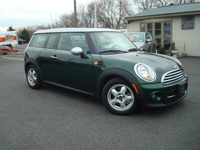 2011 MINI Clubman Base