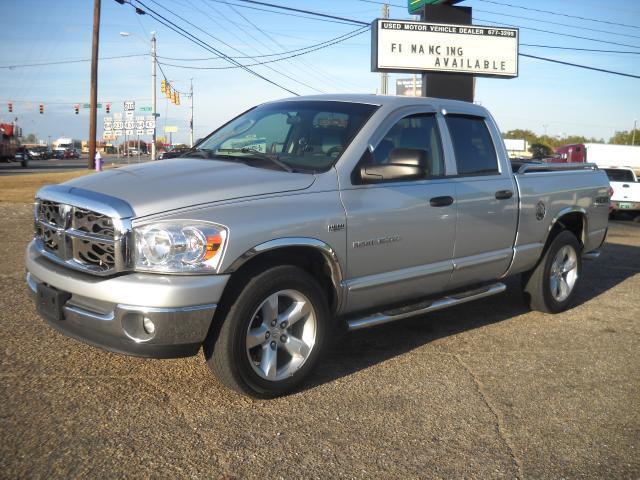 2007 Dodge Ram 1500 SLT Quad Cab Short Bed 2WD
