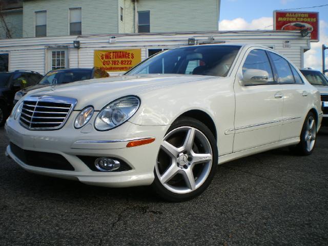 2009 Mercedes-Benz E-Class E350 4MATIC Sedan