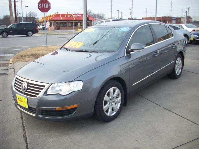 2007 Volkswagen Passat 2.0T Wolfsburg Edition