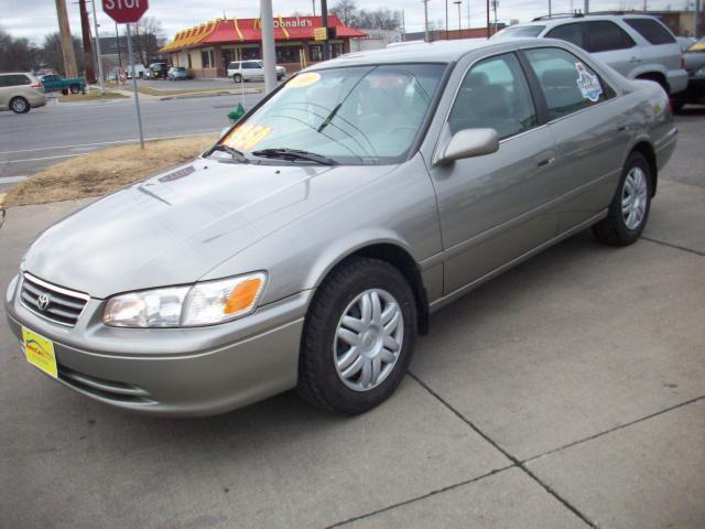 2000 Toyota Camry LE