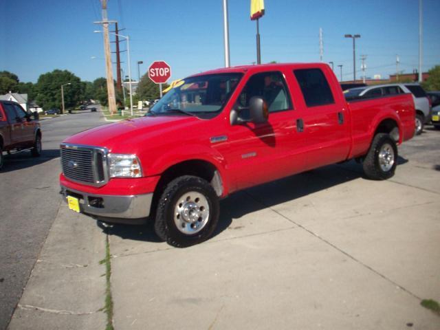 2007 Ford F-250 SD XLT Crew Cab Short Bed 4WD