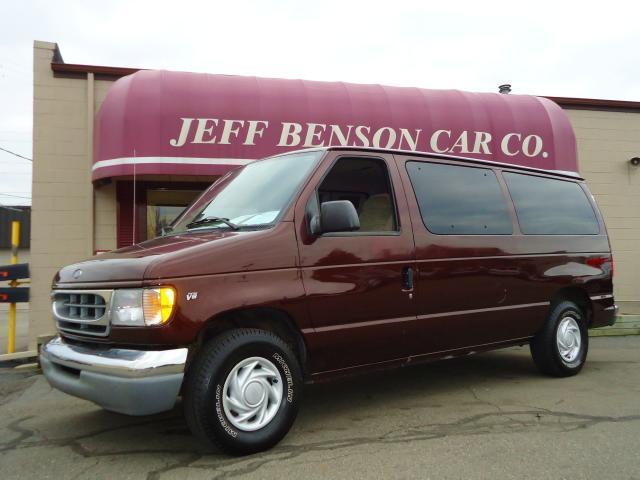 2001 Ford Econoline Wagon E-150 XLT
