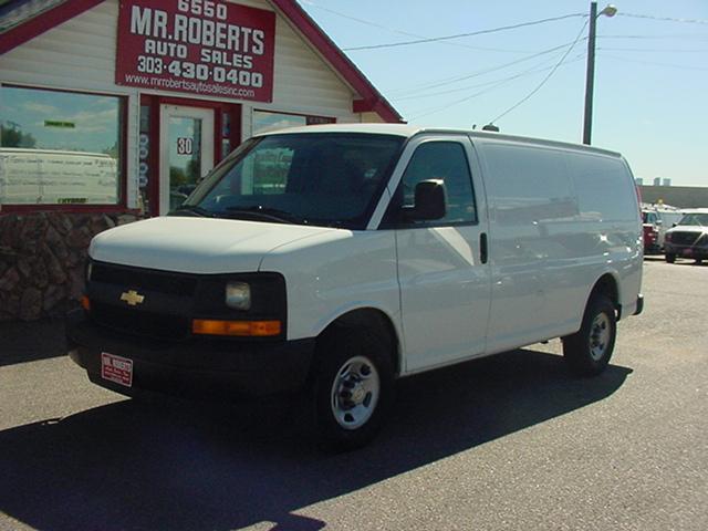 2009 Chevrolet Express Cargo Van