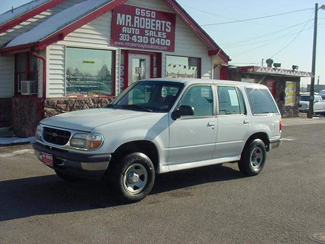 1997 Ford Explorer XL 4X4
