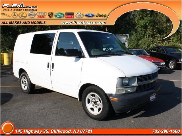2004 Chevrolet Astro Cargo Van 2WD