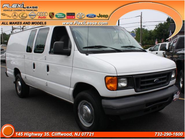 2006 Ford E-Series Van SD