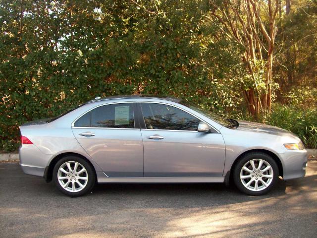 2007 Acura TSX 5-speed AT
