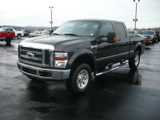 2008 Ford F-250 SD XLT Crew Cab Short Bed 4WD