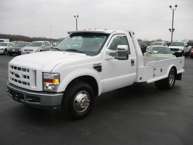 2008 Ford F-350 SD XLT DRW 2WD