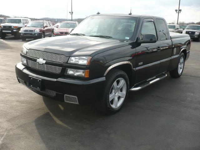 2003 Chevrolet Silverado 1500 SS