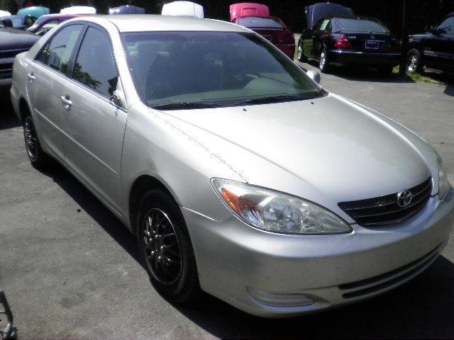 2004 Toyota Camry XLE