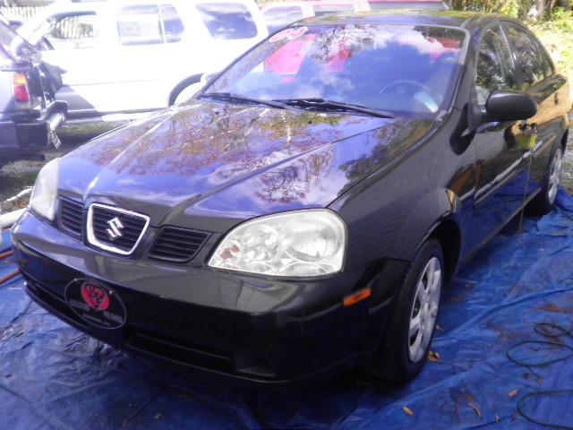 2004 Suzuki Forenza 