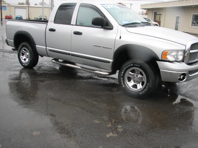 2002 Dodge Ram 1500 SLT Plus Quad Cab Short Bed 4WD
