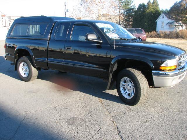 2004 Dodge Dakota SLT Plus Club Cab 4WD