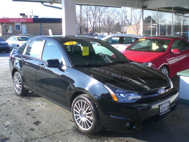 2010 Ford Focus SES Sedan