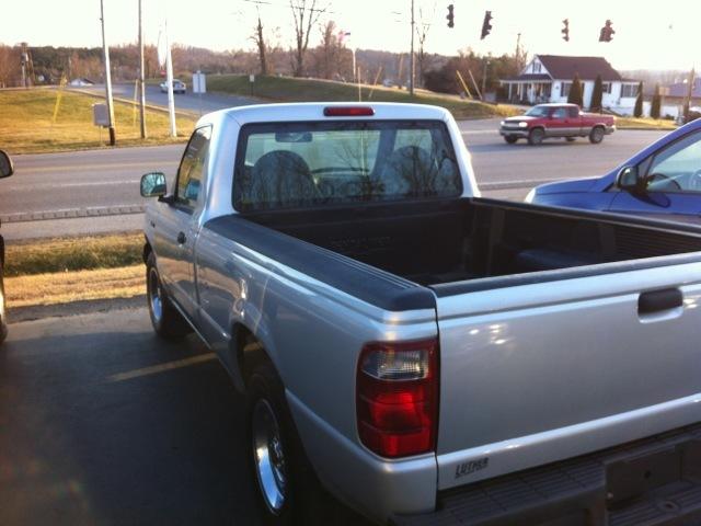 2002 Ford Ranger Custom 2WD