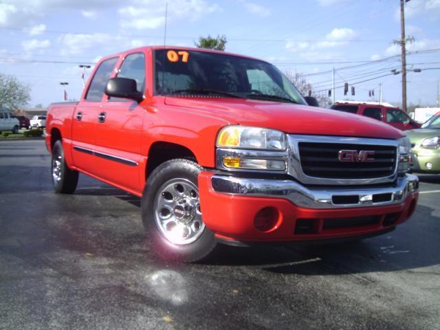 2007 GMC Sierra Classic 1500 SLT Crew Cab 2WD