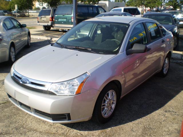 2009 Ford Focus SE Sedan