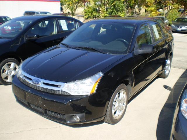 2009 Ford Focus SES Sedan