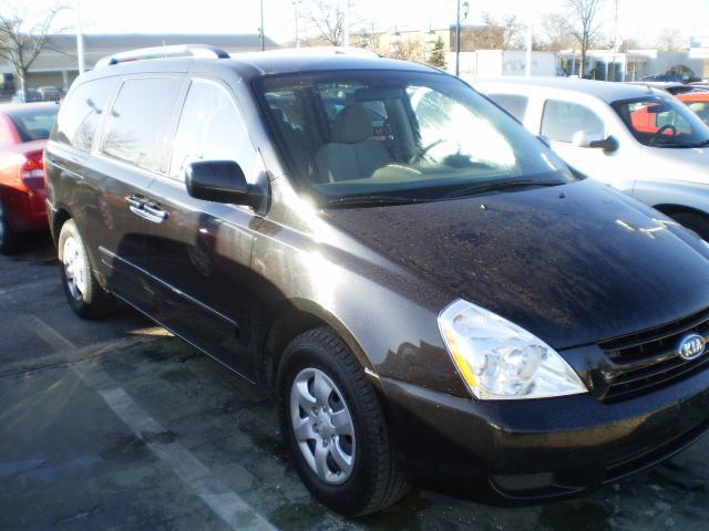 2010 Kia Sedona LX