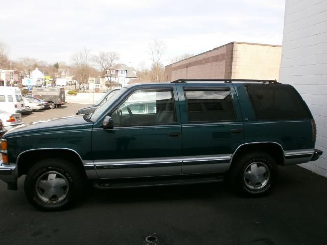 1997 Chevrolet Tahoe 4-Door 4WD