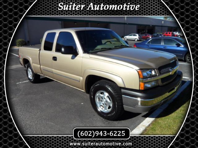 2004 Chevrolet Silverado 1500 LS Ext. Cab 4-Door Short Bed 4WD