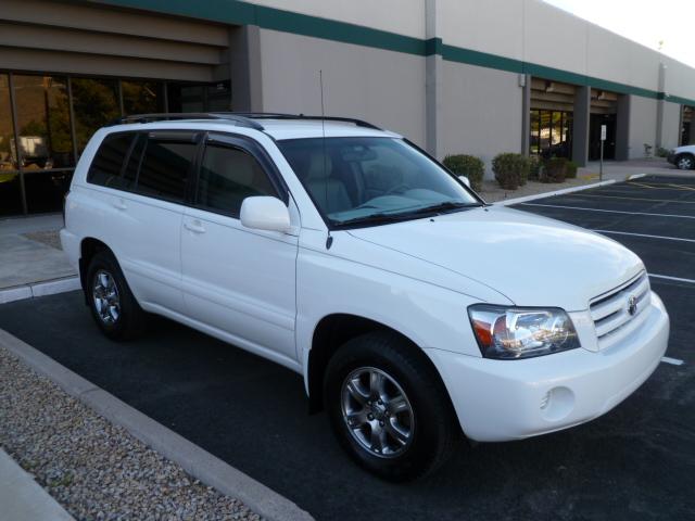 Toyota Highlander 3rd Row Seating. 2005 Toyota Highlander V6 4WD