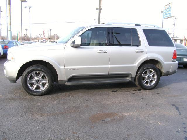 2004 Lincoln Aviator 2WD Ultimate
