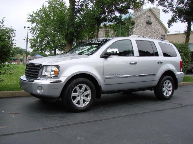 2008 Chrysler Aspen Limited 2WD