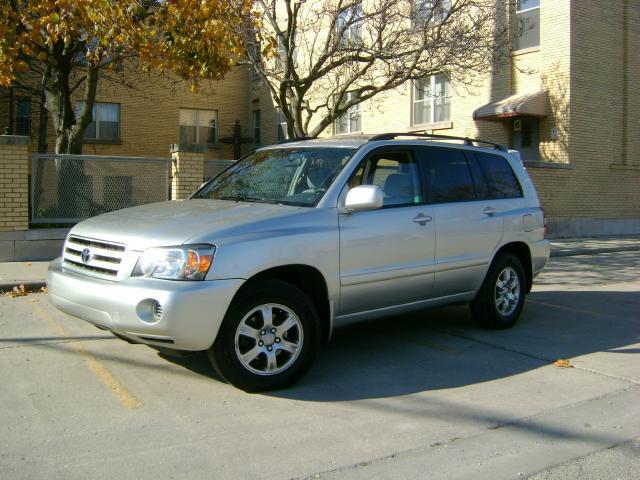 2006 Toyota Highlander V6 2WD with 3rd-Row Seat