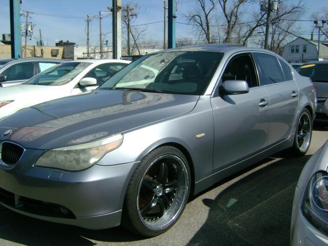 2005 BMW 5-Series 525i